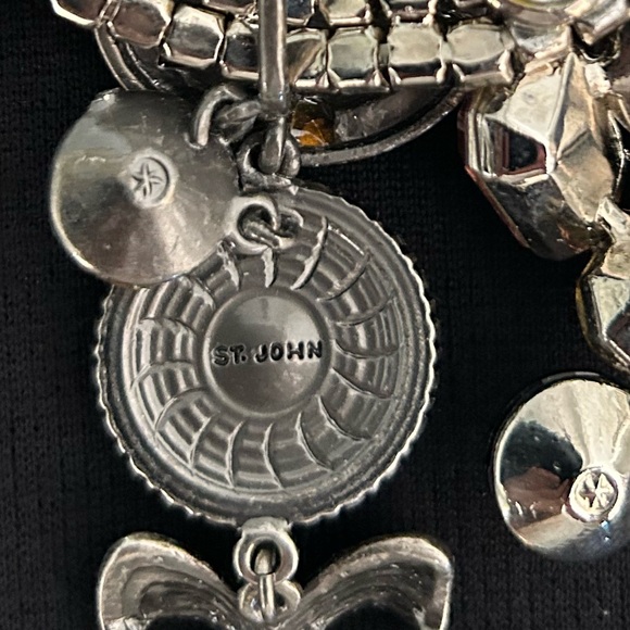 St John Stone & Pearl Necklace - Picture 5 of 8